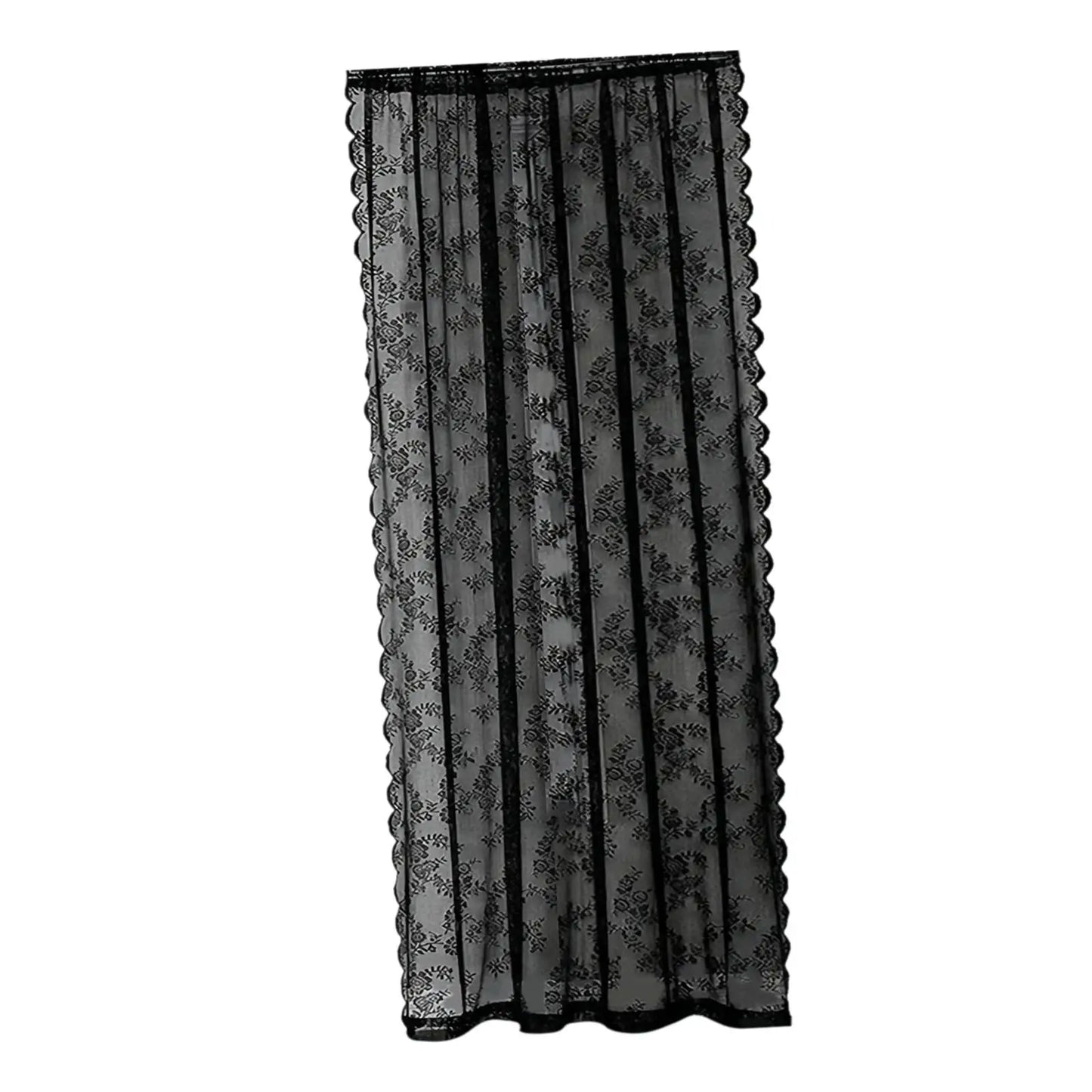 Schwarze florale Netzvorhänge, modisch für die Dekoration des Esszimmers im Landhausstil.